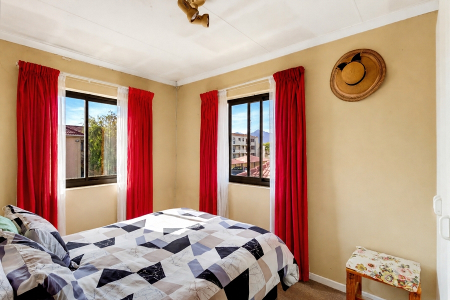 3 Bedroom Property for Sale in Guldenland Western Cape